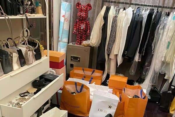 日照市莒市回收一线品牌衣服